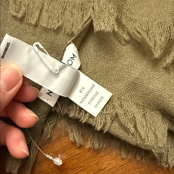 Nordstrom Texture Cashmere Scarf - Picture 6 of 8
